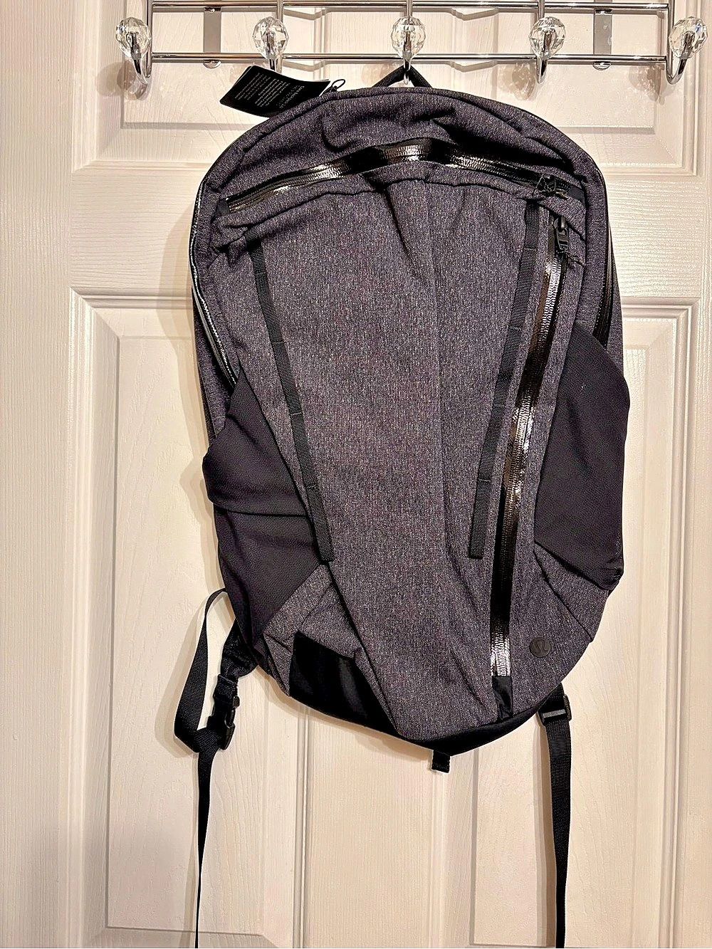 NEW Lululemon Core Backpack 2.0 20L, Heathered Black
